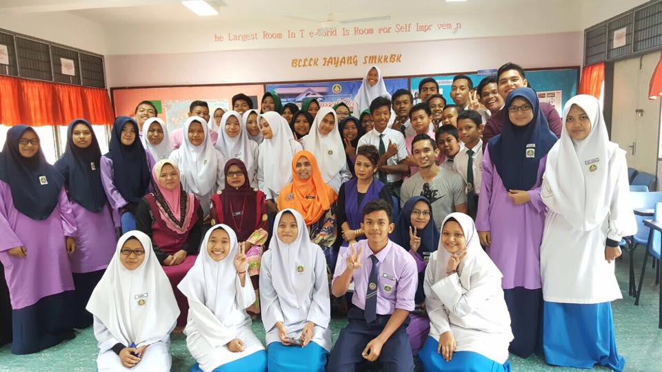 Seri semantan smk SEKOLAH MENENGAH