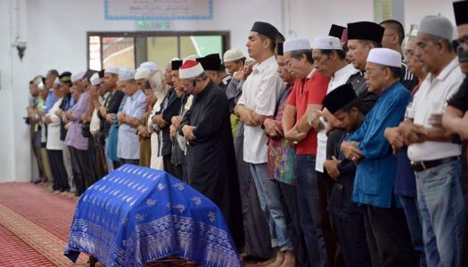 ‘GUGURNYA PEJUANG SENI SEJATI, BERGEMELAPAN TERANG HILANG SERINYA, TAN SRI DATUK DR. JINS SHAMSUDDIN IKON PERFILEMAN TERSOHOR’