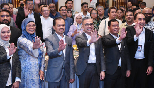 MAJLIS AMANAT YB MENTERI FAHMI FADZIL, MENTERI KOMUNIKASI  & TAKLIMAT PUSAT EKONOMI DIGITAL (PeDi) BERSAMA KOMUNITI MADANI WP KUALA LUMPUR & PUTRAJAYA @ HOTEL SERI PACIFIC, KL  Kreadit Foto : Rafi Rahman/FINAS